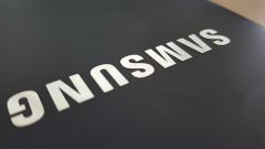 Samsung s earnings slump on rapid drop off in chip